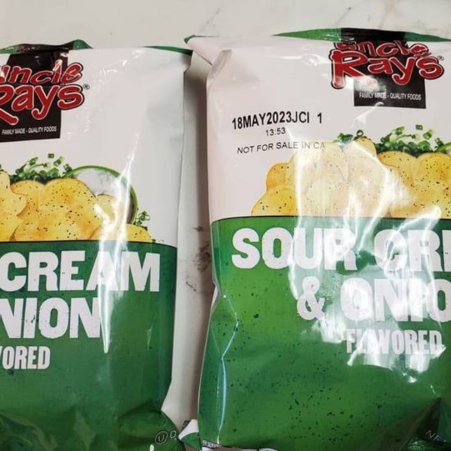 © Uncle Ray's Sour Cream & Onion Chips 1.5 Oz.